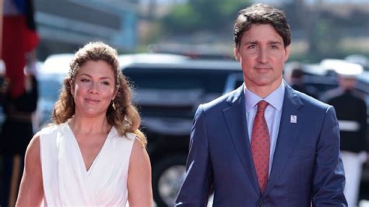 Mélanie Joly Et Son Conjoint: Un Duo Inspirant
